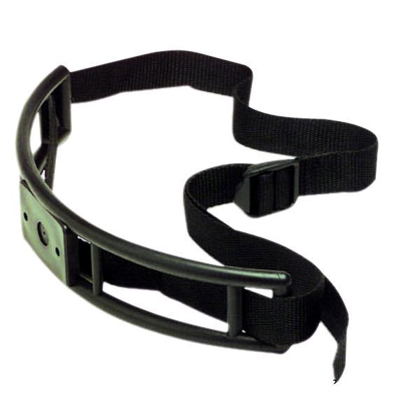 Justerbar brakett med stropp for bensintank